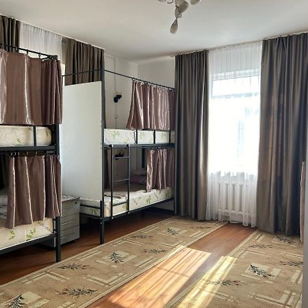 Aya Sofia Hostel Biskek Kültér fotó