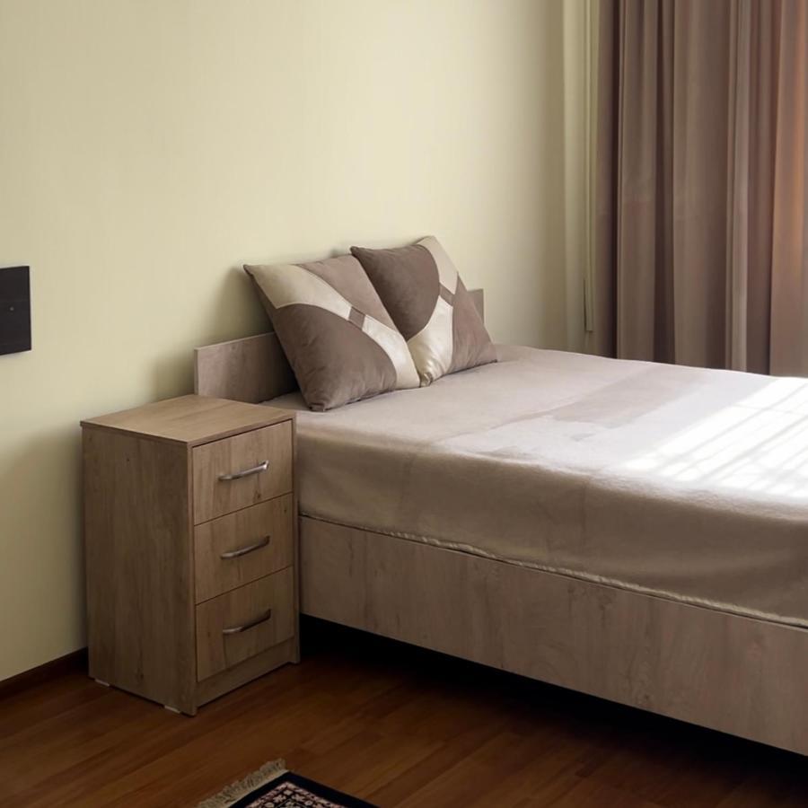 Aya Sofia Hostel Biskek Kültér fotó